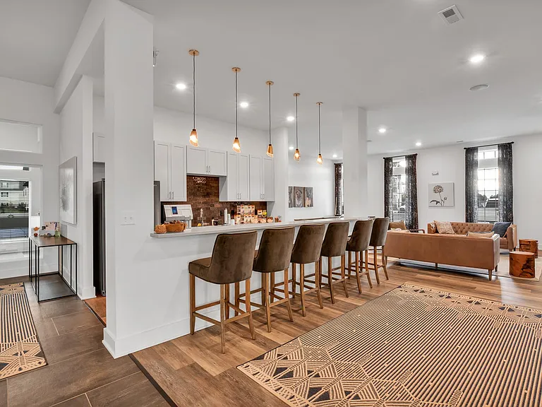 Kenmore Place — Photo 20