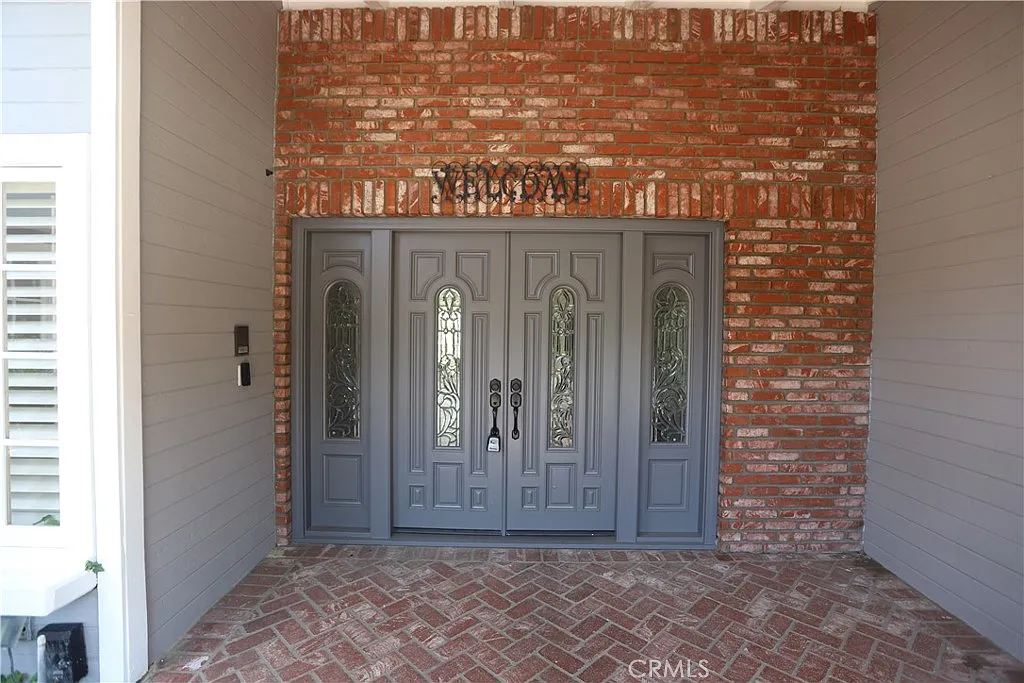 4 bed, 3.5 bath, 3356 sqft, $7,500 — Photo 2