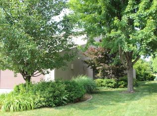 2208 Briar Hill Dr #0, Champaign, IL