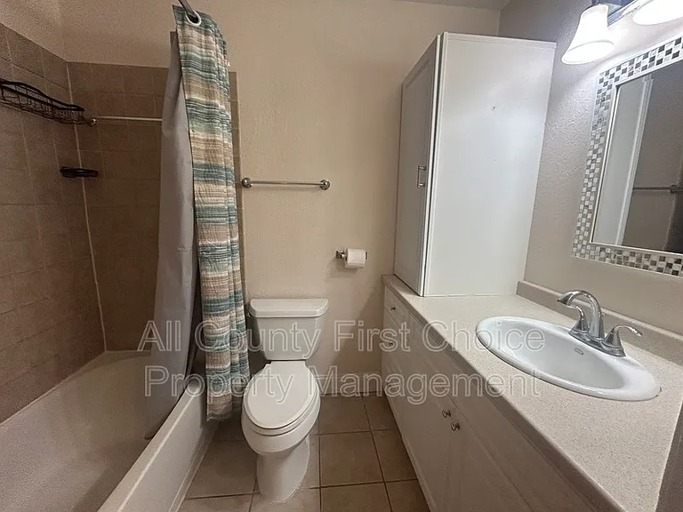 313 Bay Pl — Photo 12