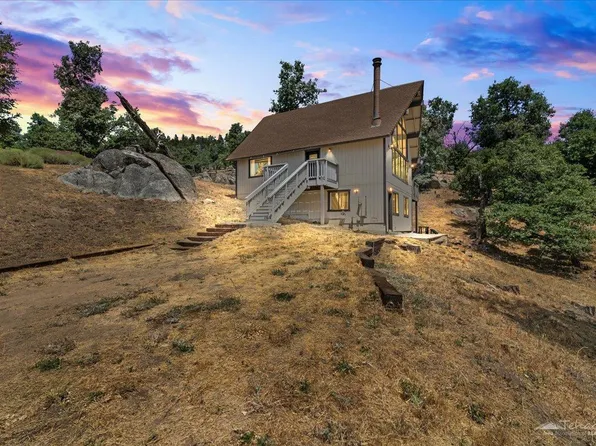 26100 Deertrail Dr, Tehachapi, CA 93561