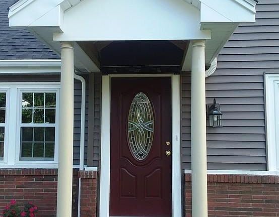 4th image of 126 Winter St