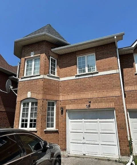 16 Royal Chapin Cres — Photo 3