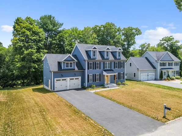 3 Oak Meadow Cir, Shrewsbury, MA 01545