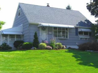 48 Dianne Ct, Clifton, NJ 07012