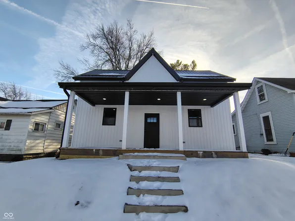 837 W 9th St, Rushville, IN 46173