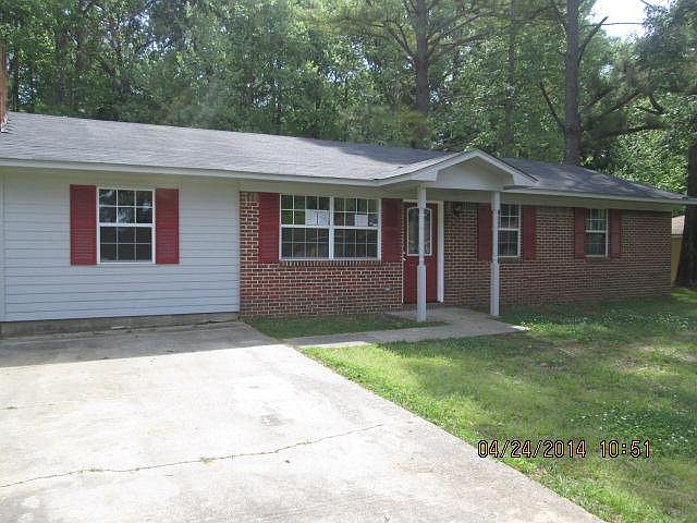 1st image of 203 Greenbriar Dr