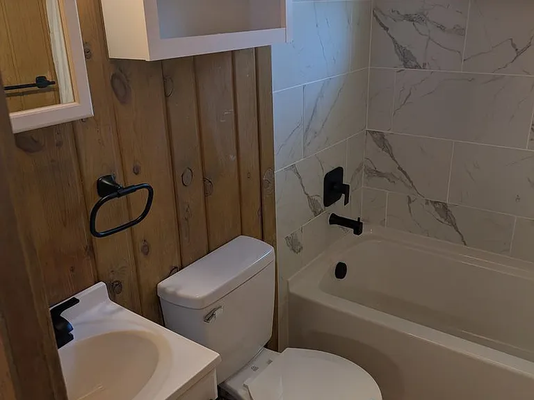 11380 Belvidere Ave — Photo 4
