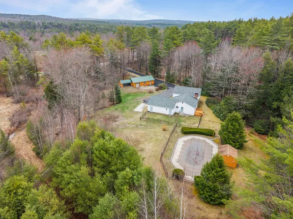 76 Rayville Road, Otisfield, ME 04270