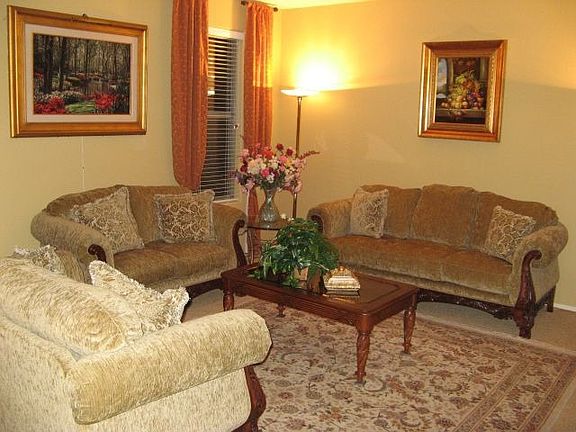 3rd image of 2220 S Valle Verde