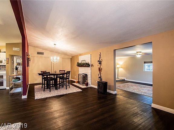 4th image of 5808 Evergreen Ave
