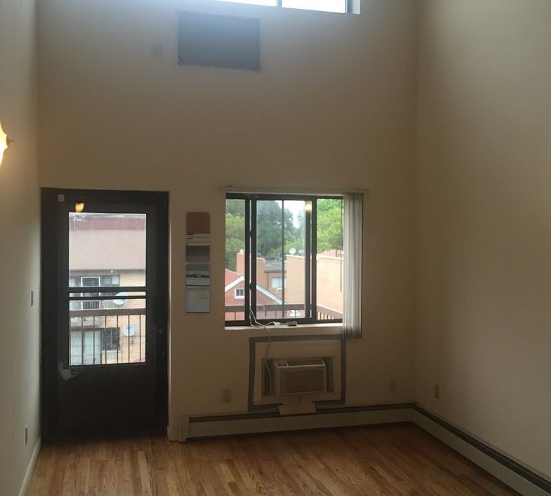 1st image of 7544 113th St APT 4A