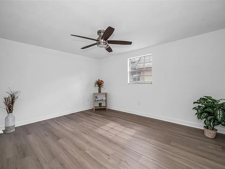 4200 Hampton Dr — Photo 23