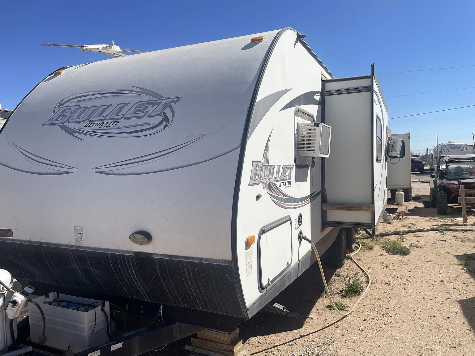 Royal RV Park Wink 907 North Roy Orbinson Drive - WD4 - 2013 Bullet May 2025 — Photo 2