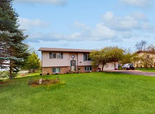 1563 Cypress Rd, Saint Cloud, MN 56303