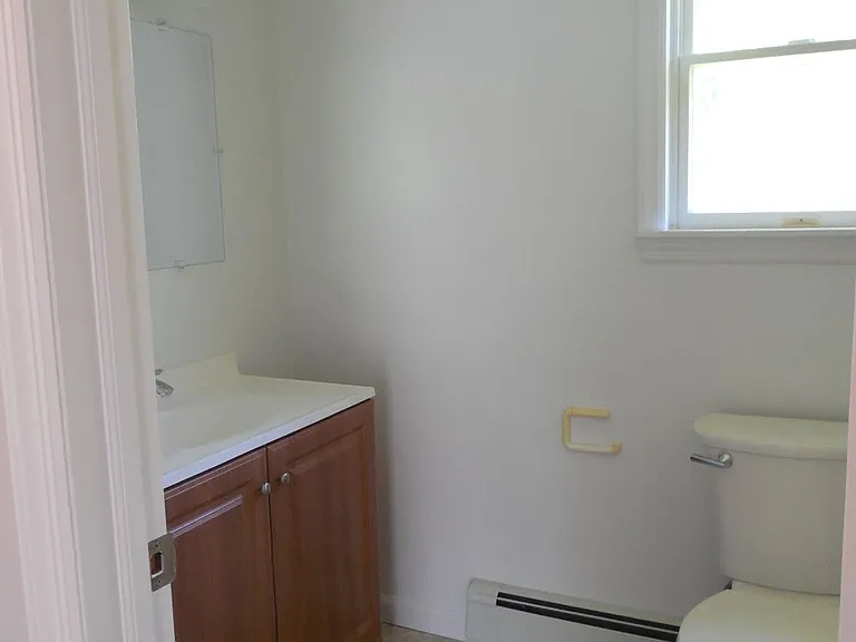 30 Norbury Rd — Photo 2