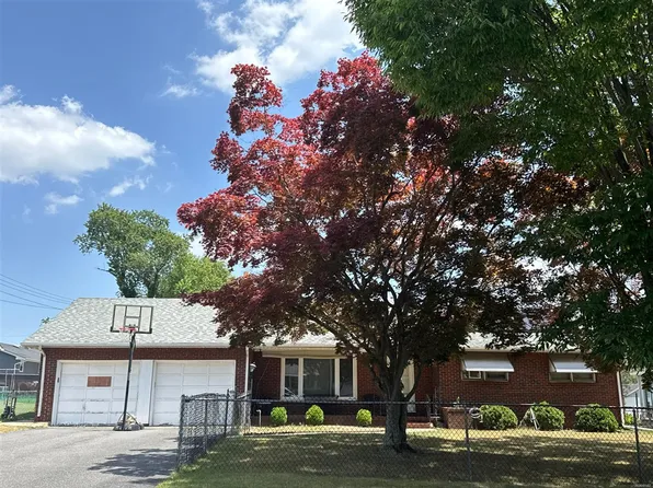 723 S Myrtle St, Vineland, NJ 08360