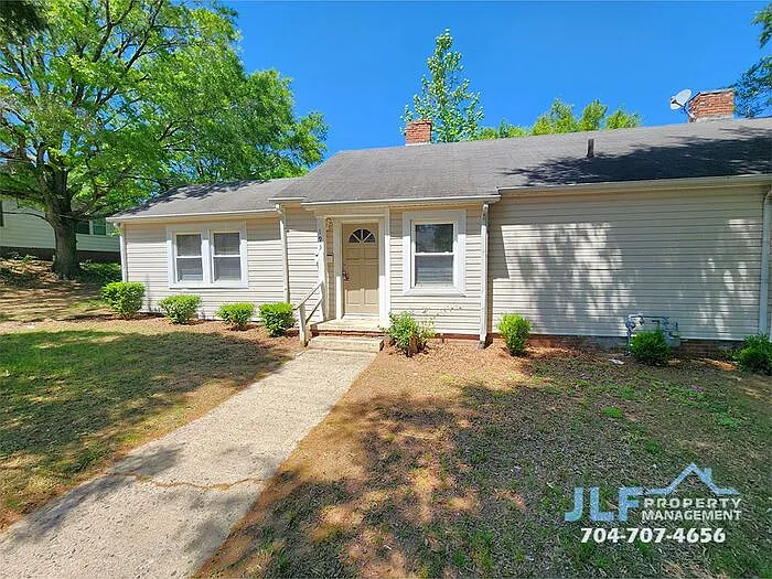 193 Hoover Ave NE — Photo 12