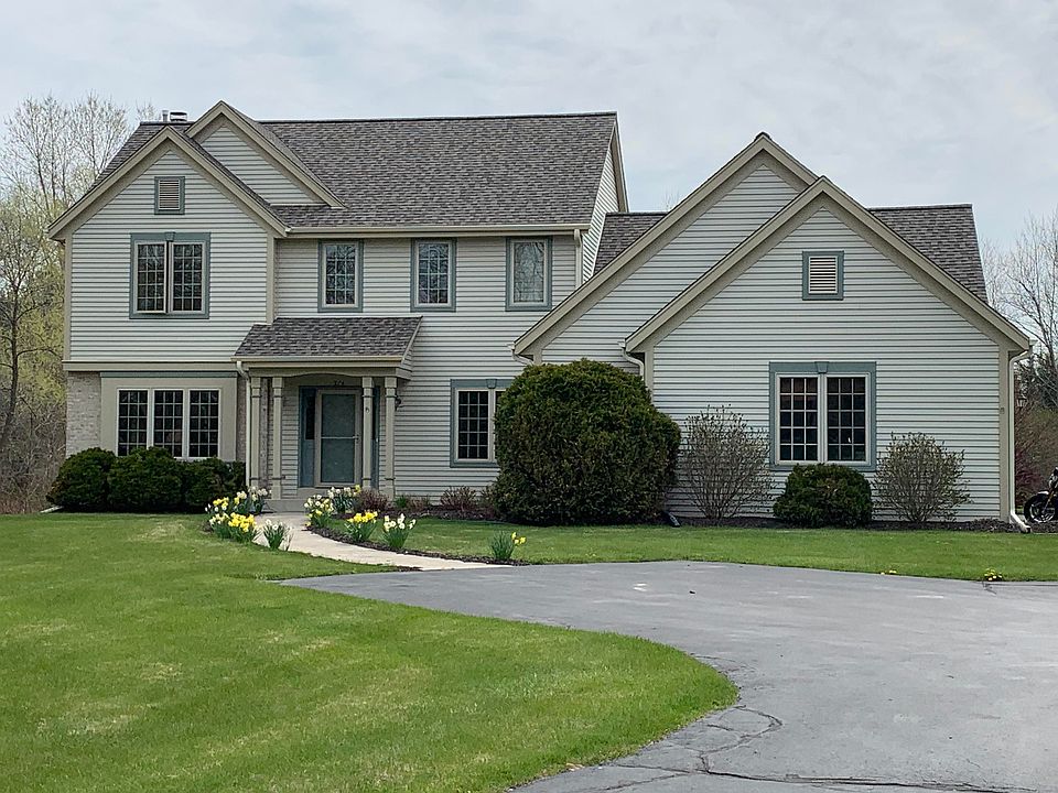 1st image of 376 Woodside Dr