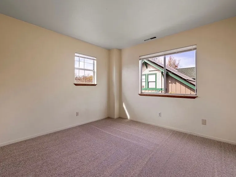 2436 Paul Minnie Ave — Photo 35
