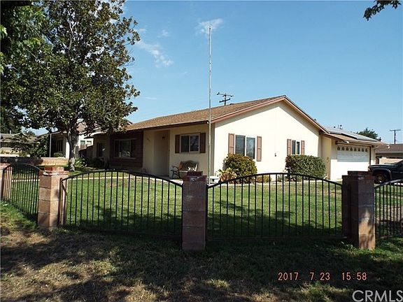 4th image of 33711 Washington Dr