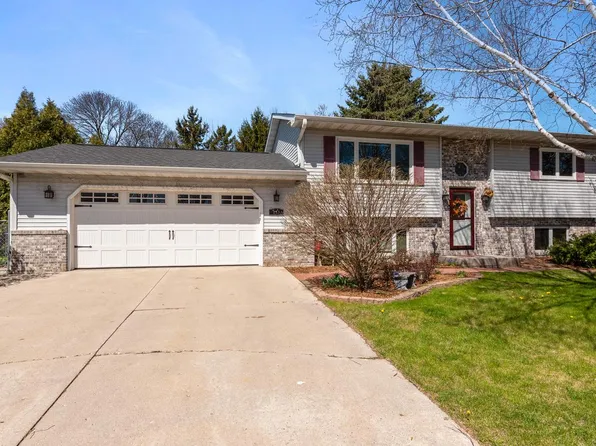 233 South Heritage STREET, Belgium, WI 53004