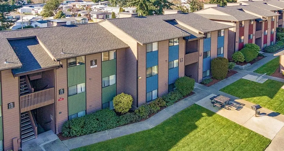 Cottonwood Apartments