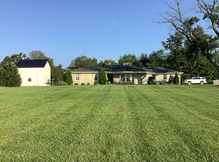 95 Mundys Landing Rd, Versailles, KY 40383
