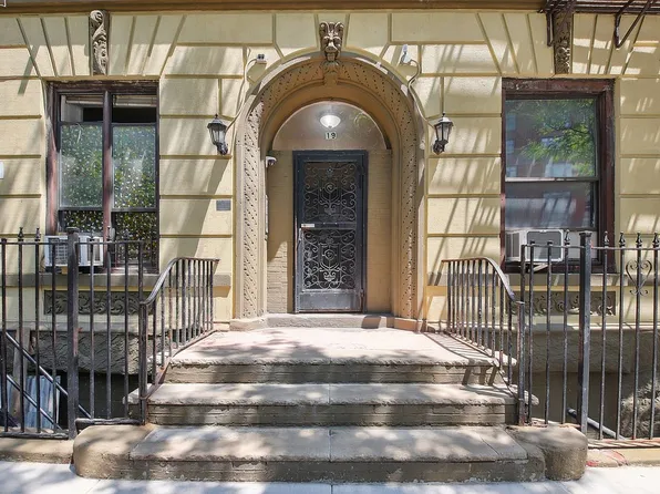 19 W 106th St APT 2C, New York, NY 10025