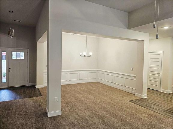 3rd image of 216 Rhett Dr