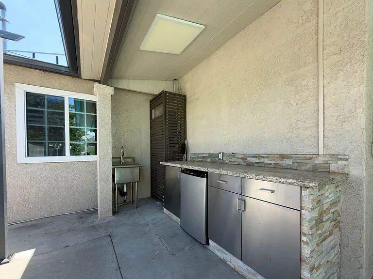 17631 Willard St — Photo 32