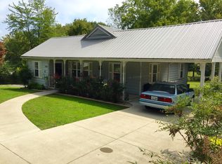 1428 Lakeway Dr, Russell Springs, KY 42642