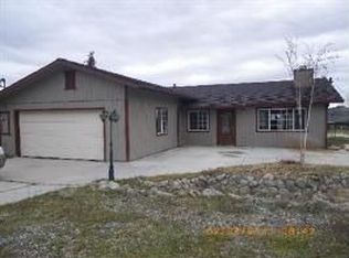 27431 Hialeah Dr, Tehachapi, CA 93561