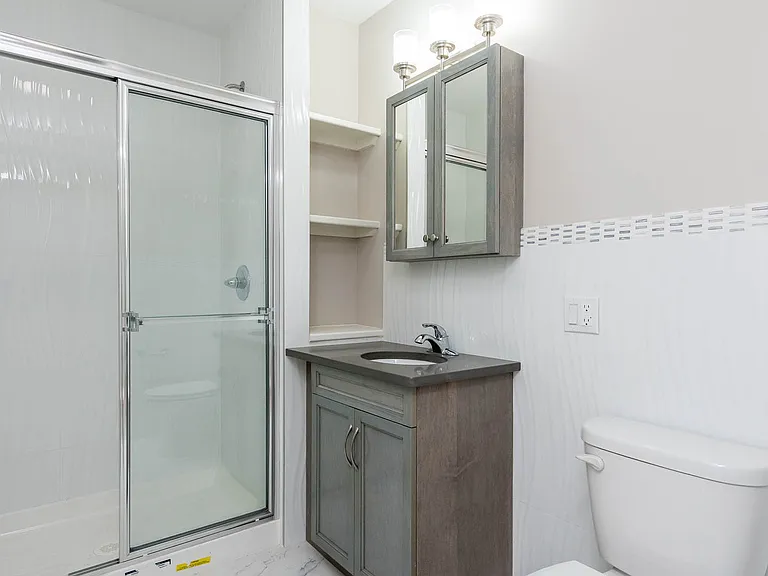 439 Knickerbocker Ave #4A — Photo 6