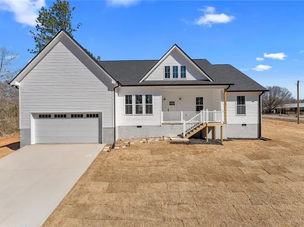 225 Edwards Dr, Anderson, SC 29626