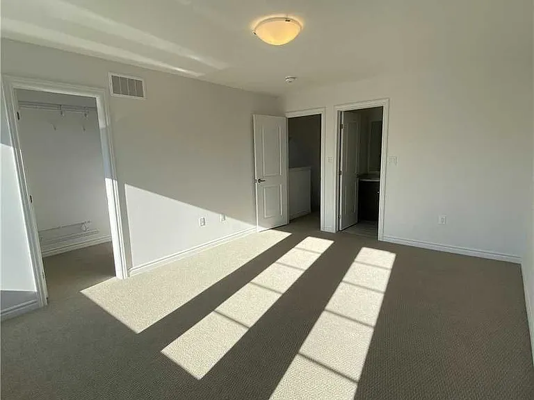 32 June Callwood Way — Photo 10