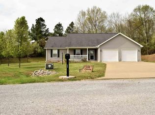 208 Olivia Dr, Marion, IL 62959