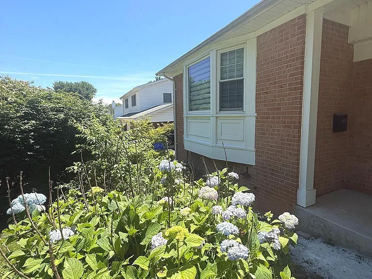 11900 Milbern Dr — Photo 38
