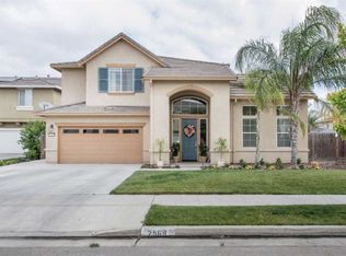 2568 Riviera Ct, Tulare, CA 93274