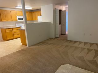 80 S Haskell St #6, Central Pt, OR 97502