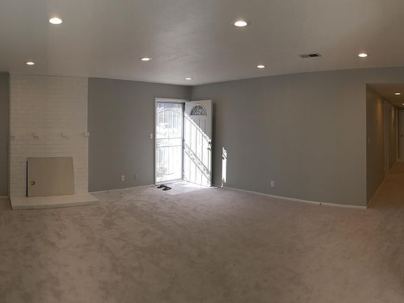 2nd image of 645 Azara Pl #1