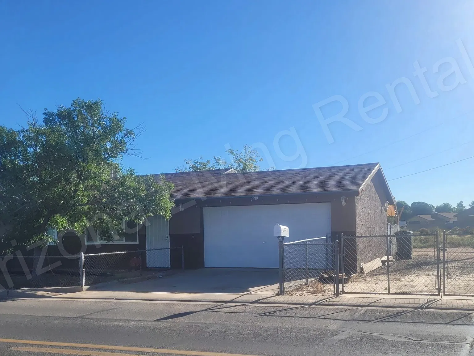 3 bed, 1098 sqft, $1,400 — Photo 3