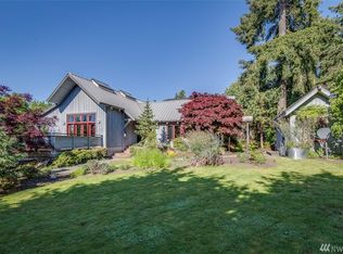 244 Parfitt Way SW, Bainbridge Island, WA 98110