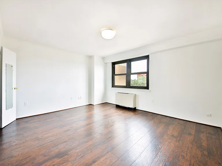 6 Whittier Pl #4E — Photo 9