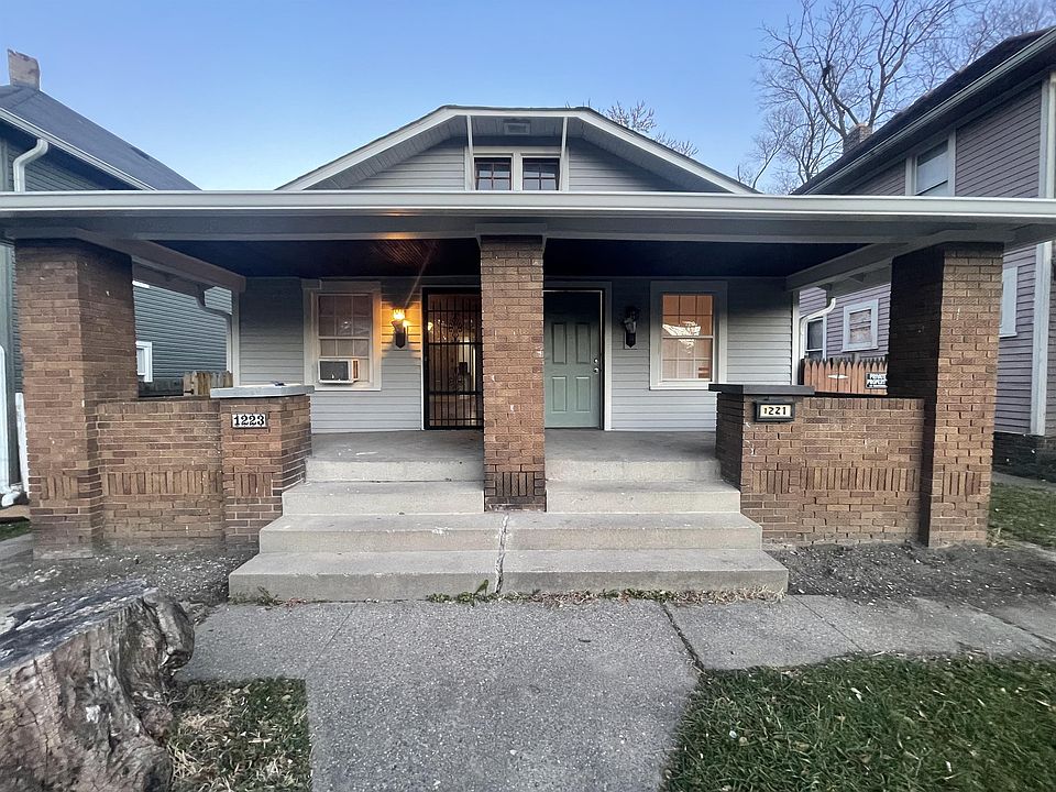 1st image of 1221 N Oxford St #1221