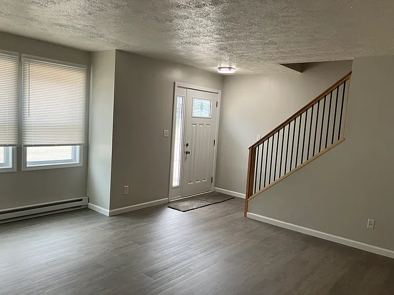 630 Mount Pleasant St — Photo 9