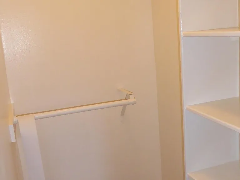 6207 Whitsett Ave — Photo 10