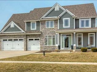 181 S 62nd St, West Des Moines, IA 50266