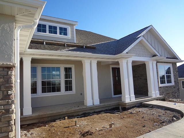 2nd image of 1606 Andretti Cir