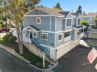 211 Saybrook Ct, Costa Mesa, CA 92627